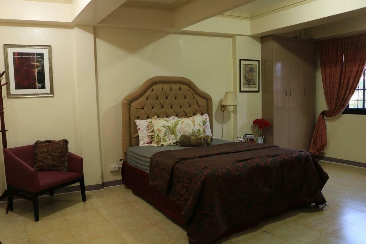 The Saint Joseph Residential Suites Lucena Exteriér fotografie